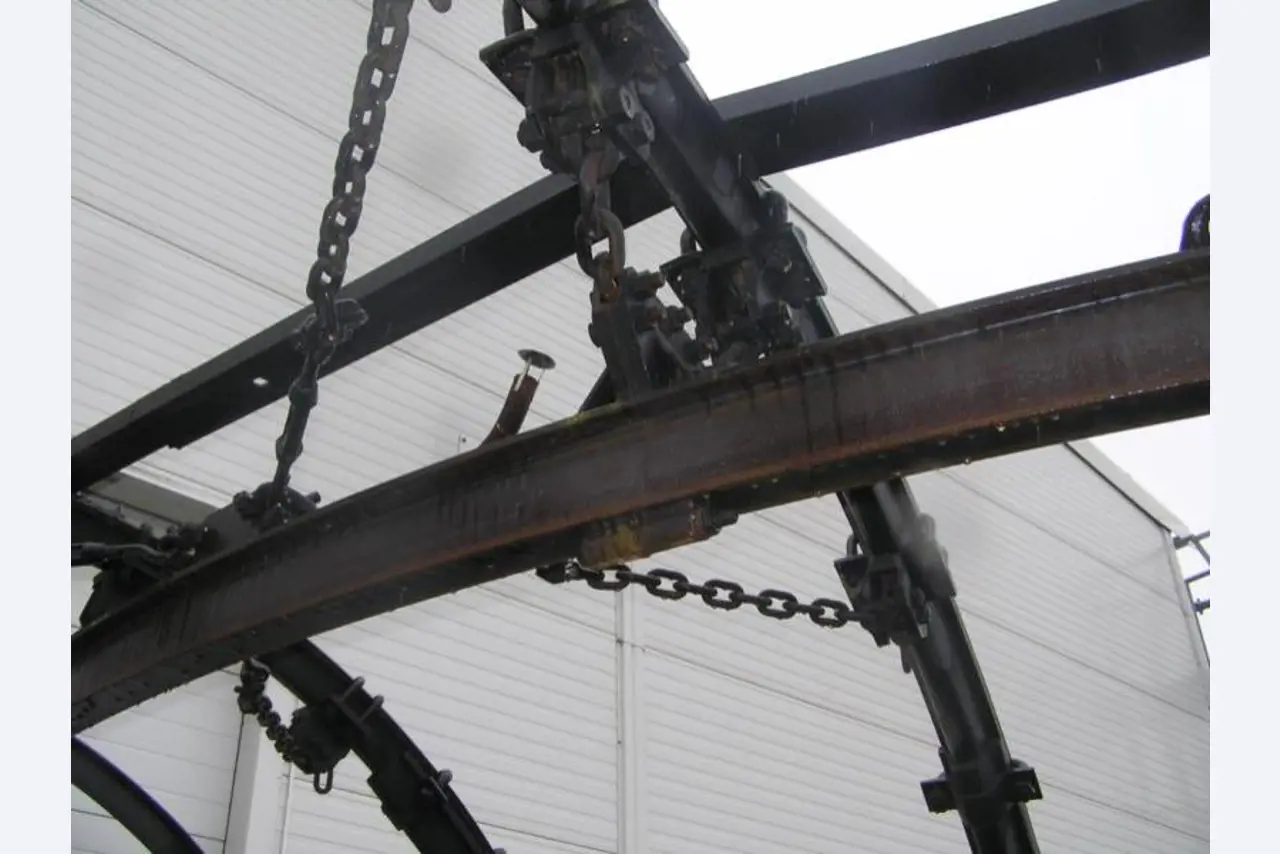 Stavus Technologie, s.r.o / DCT interier s.r.o.
-2